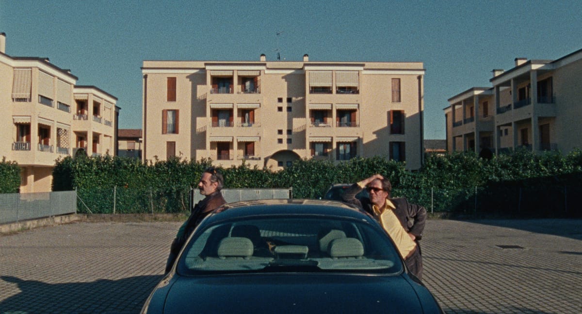 RECENSIE: ANDIAMO A BERE L’ULTIMA